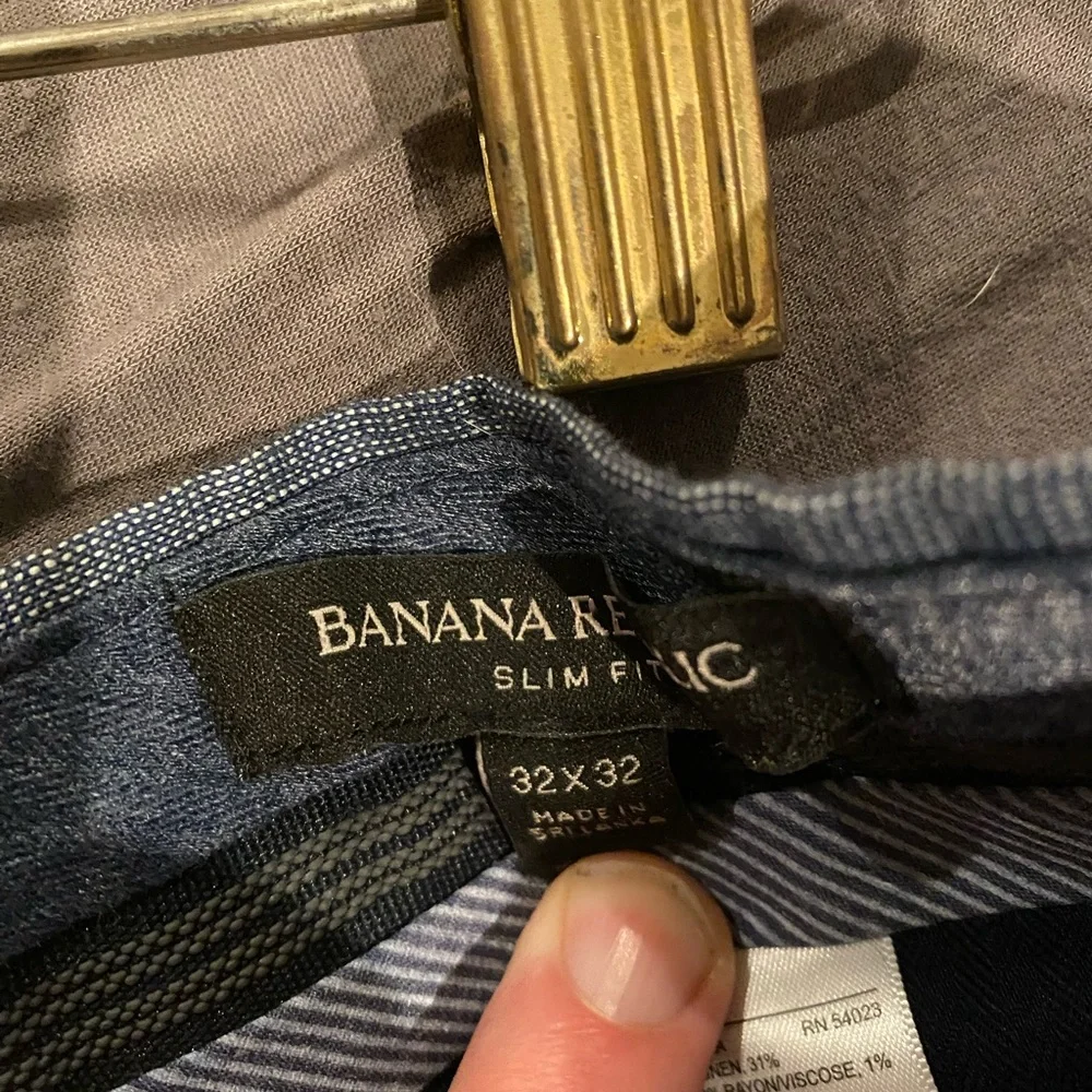 32 x 32 slim fit banana republic dress pants. Never worn